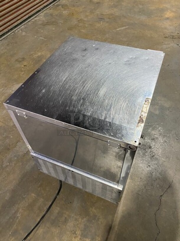 Turbo Air Commercial Single Door Lowboy/ Worktop Cooler! All Stainless Steel! Model: MUR28 SN: MU2RB03027 115V 60HZ 1 Phase - Image 10 of 10