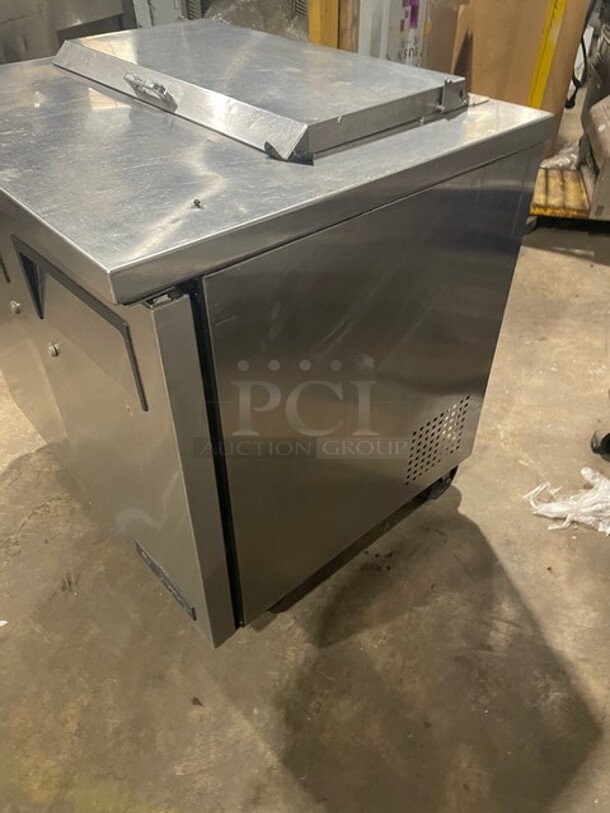 True  Stainless Steel Commercial Sandwich Salad Prep Table! Bain Marie Mega Top on Commercial Casters! 115 Volts, 1 Phase Model: TSSU-36-08 - Image 3 of 9