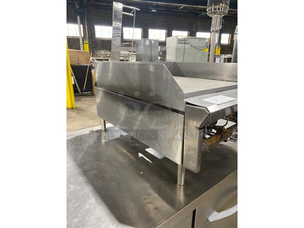 All Stainless Steel 24 Inch Countertop Natural Gas Powered Flat Grill! With Back & Side Splashes! On Legs! - Image 2 of 7