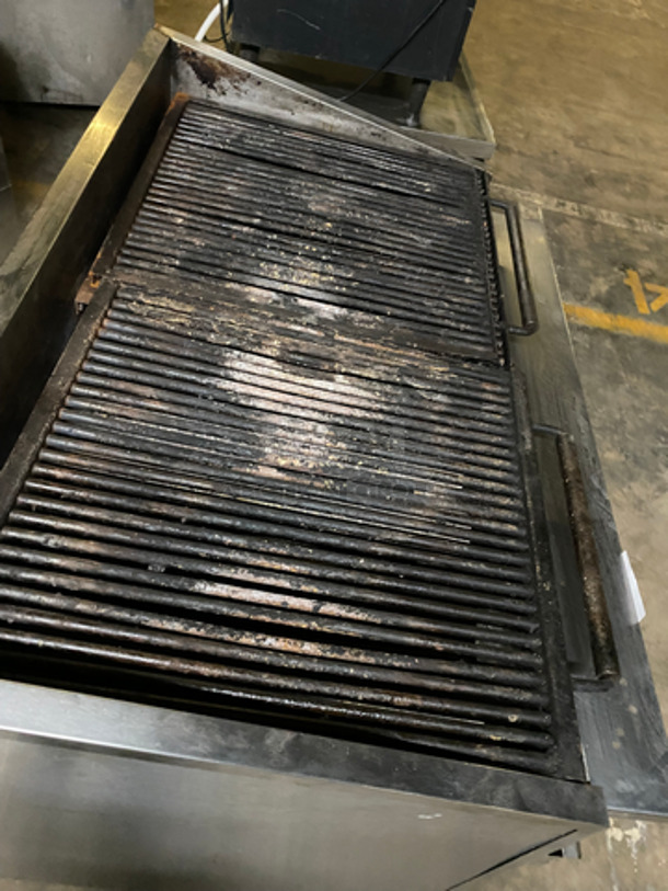 Magi Kitch'n Commercial Natural Gas Powered Char Broiler Grill! With Underneath Storage Space! With Back & Side Splashes! All Stainless Steel! On Casters! Model: FM648 SN: G11JD041755 - Image 5 of 8