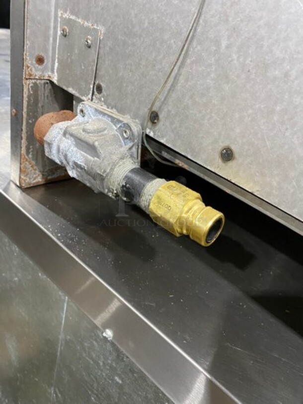 Castle Commercial Natural Gas Powered Pizza/ Baking Oven! All Stainless Steel! Model: P019 SN: 3L21 - Image 8 of 8