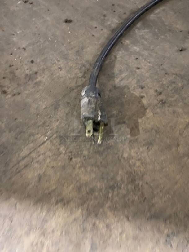 Antunes Commercial Countertop Vertical Contact Toaster! All Stainless Steel! Model: VCT2000CV SN: 16051714 208V - Image 9 of 9