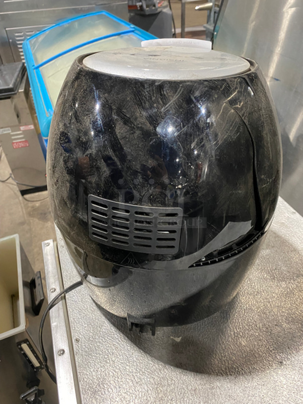 Insignia Countertop Digital Air Fryer! Model: NSAF55DBK9 - Image 3 of 8