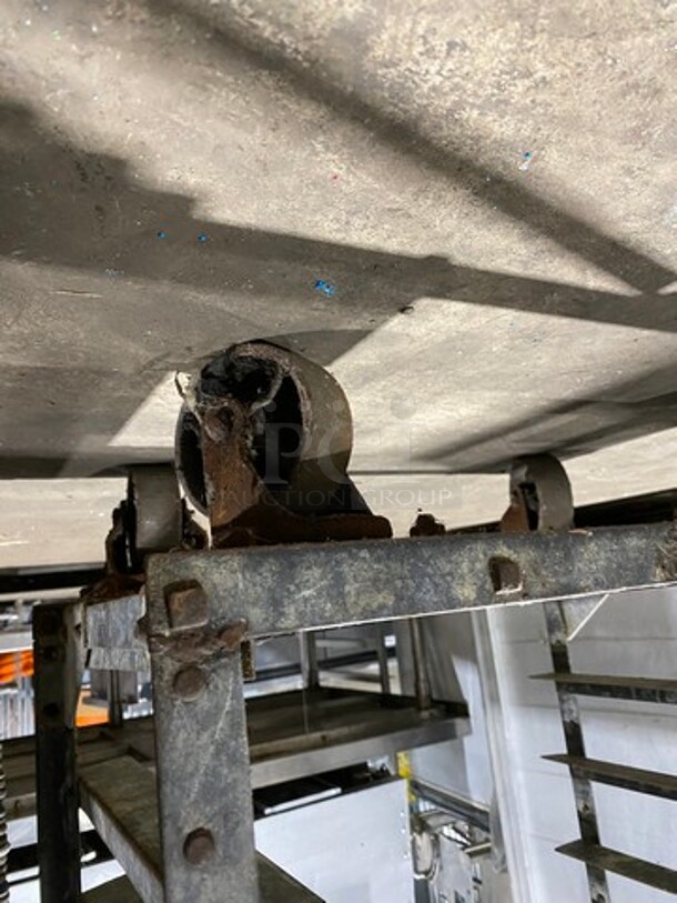 Metal Commercial Pan Transport Rack! On Casters! - Image 6 of 7