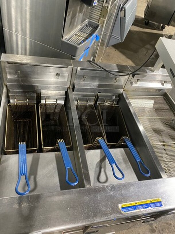 Pitco Frialator Commercial Electric Powered 2 Bay Deep Fat Fryer With Dump Station! With Oil Filter System! All Stainless Steel! On Casters! Model: SE14 SN: E10HD036879 208V 60HZ 3 Phase - Image 5 of 11