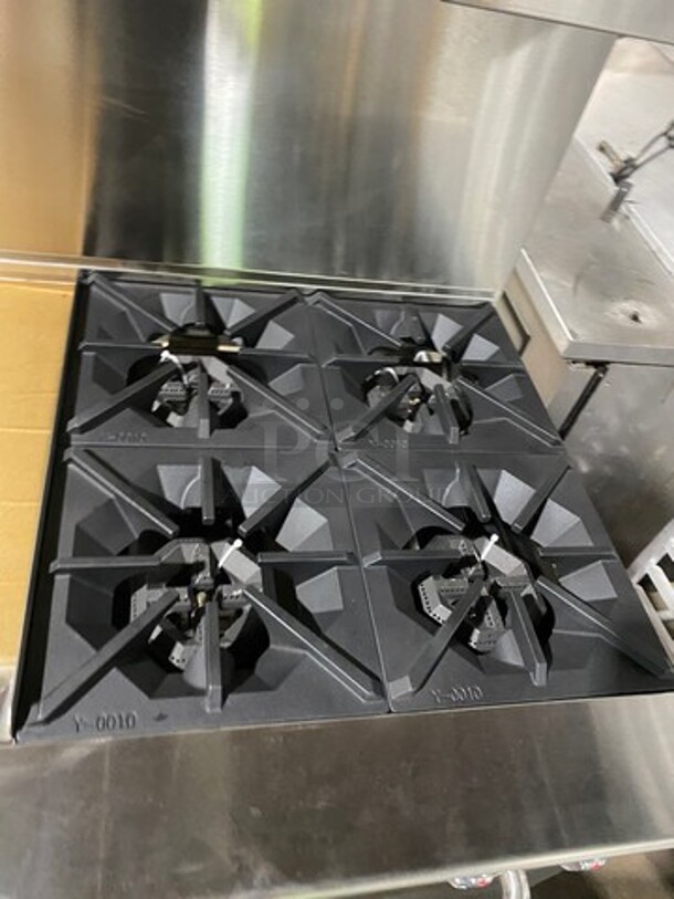 AWESOME! NEW! Migali Commercial Natural Gas Powered 4 Burner Stove With Flat Griddle! Flat Griddle Has Side Splashes! With Raised Back Splash And Salamander Shelf! With 2 Oven Underneath! Metal Oven Racks! All Stainless Steel! On Casters! Model: CRO424GLNG SN: NGUSB100321071000920017 - Image 6 of 12