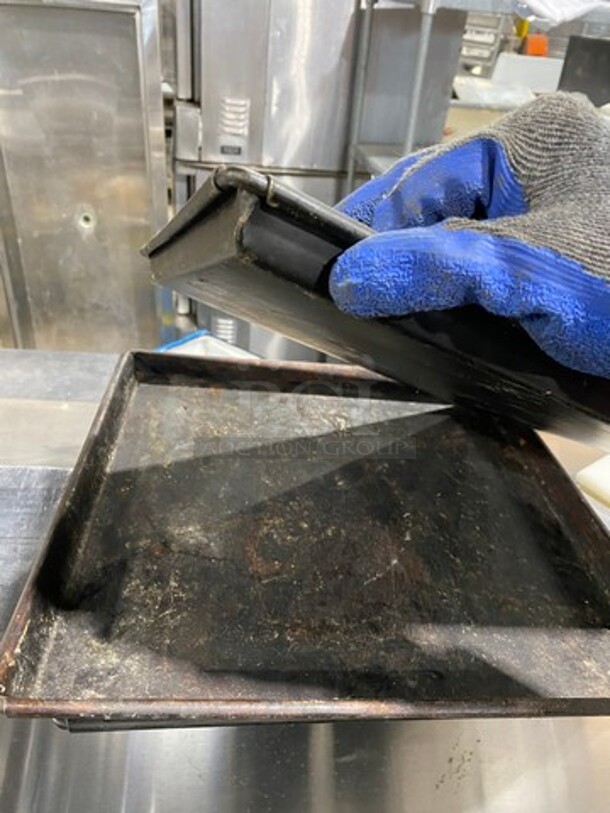 Assorted Size Metal Baking Sheet Pans! 5x Your Bid! - Image 6 of 7