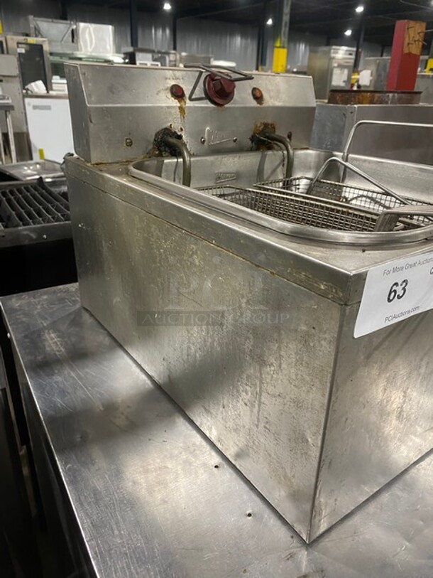 Cecilware Countertop Electric Powered Deep Fat Fryer! With Backsplash! All Stainless Steel! SN: N418971 - Image 2 of 9