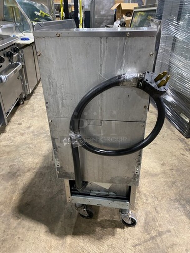 Frymaster Commercial Electric Powered Deep Fat Fryer! With Metal Frying Baskets! With Side Splashes! All Stainless Steel! On Casters! Model: RE1142SE SN: 1508NA0057 208V 60HZ 3 Phase - Image 3 of 10