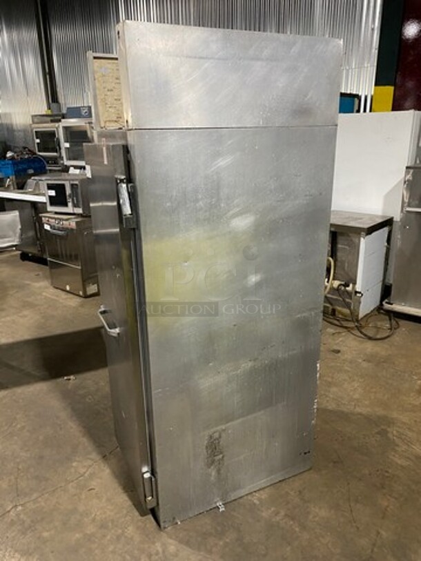 Continental Commercial Single Door Reach In Refrigerator! All Stainless Steel! Model: 1R SN: 13474246 115V 60HZ 1 Phase - Image 2 of 9