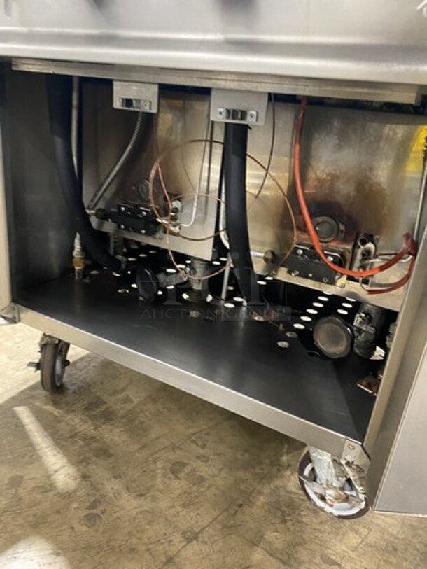 2012 Axis Commercial Natural Gas Powered 2 Bay Pasta Cooker! All Stainless Steel! On Casters! Model: AXDPG SN: GMF059 - Image 8 of 10