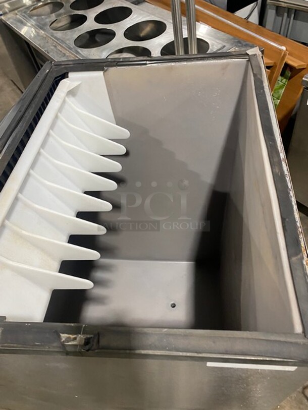 Commercial 500 LB Capacity Ice Bin!  All Stainless Steel! On Legs! - Image 5 of 7