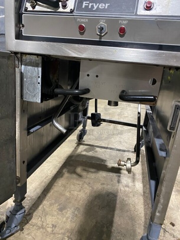 Henny Penny Commercial Electric Powered Pressure Fryer! All Stainless Steel! On Casters! Model: 500 - Image 8 of 10