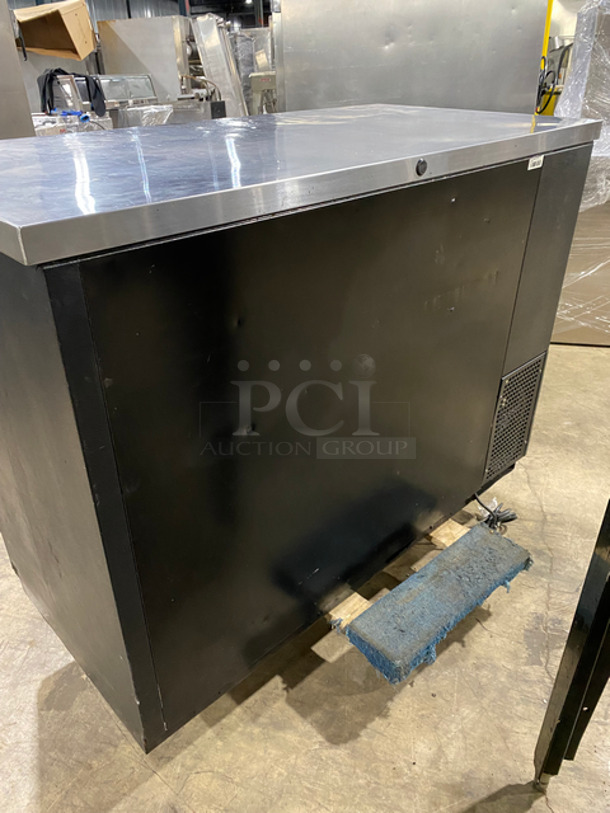 True Commercial 2 Door Back Bar Cooler! With View Through Doors! With Poly Coated Racks! All Stainless Steel! Model: TBB2448GSDLD SN: 8973848 115V 60HZ 1 Phase - Image 4 of 7