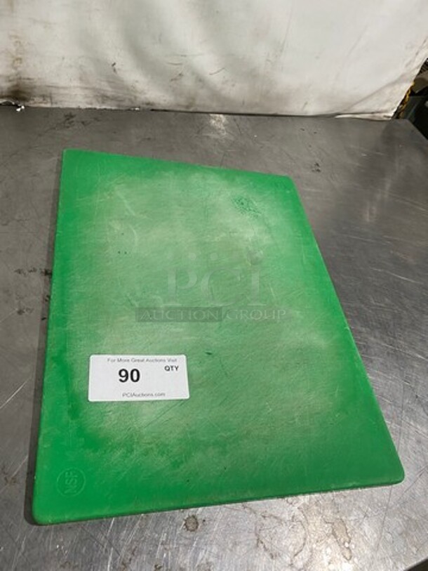 Green Poly Commercial Cutting Board! - Image 1 of 4