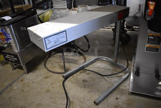 2010 Nemco 6152-24 Metal Commercial Countertop Heat Lamp. 120 Volts, 1 Phase. 14.5x25x19.5. Tested and Working!