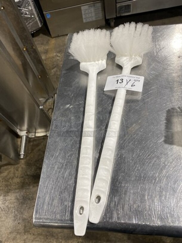 All One Money Assorted Cleaning Brushes!  - Image 4 of 4