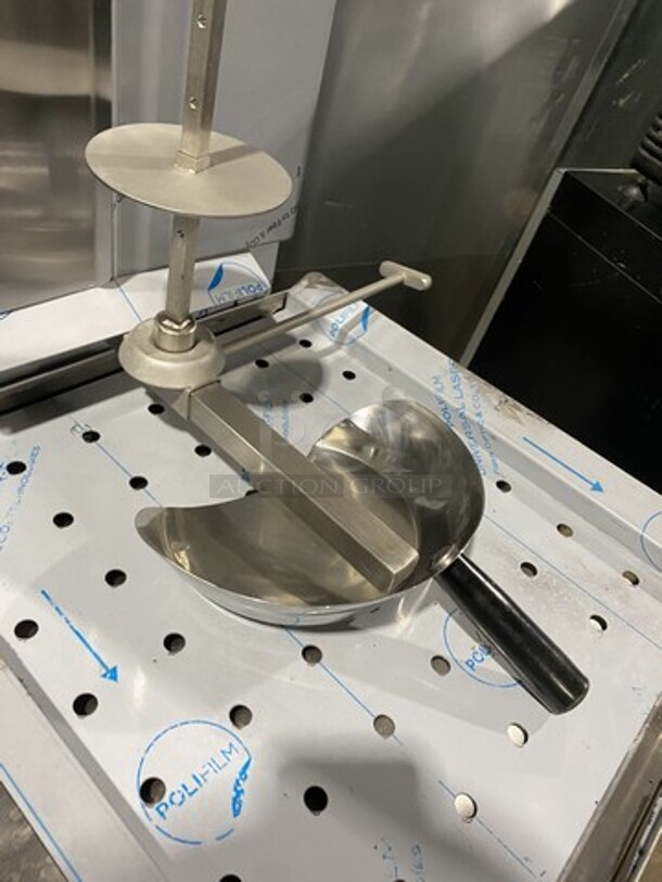 NEW NEVER USED! LATE MODEL 2022 INOKSAN Natural Gas Powered 4 Burner Gyro Doner Kebab Machine! Model PDG104MN Serial 420000032432!  - Image 5 of 10