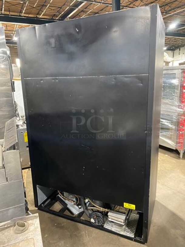True Commercial 2 Door Reach In Cooler Merchandiser! With View Through Doors! With Poly Coated Racks! Model: GDM45EMLD SN: 7508645 115V 60HZ 1 Phase - Image 4 of 9