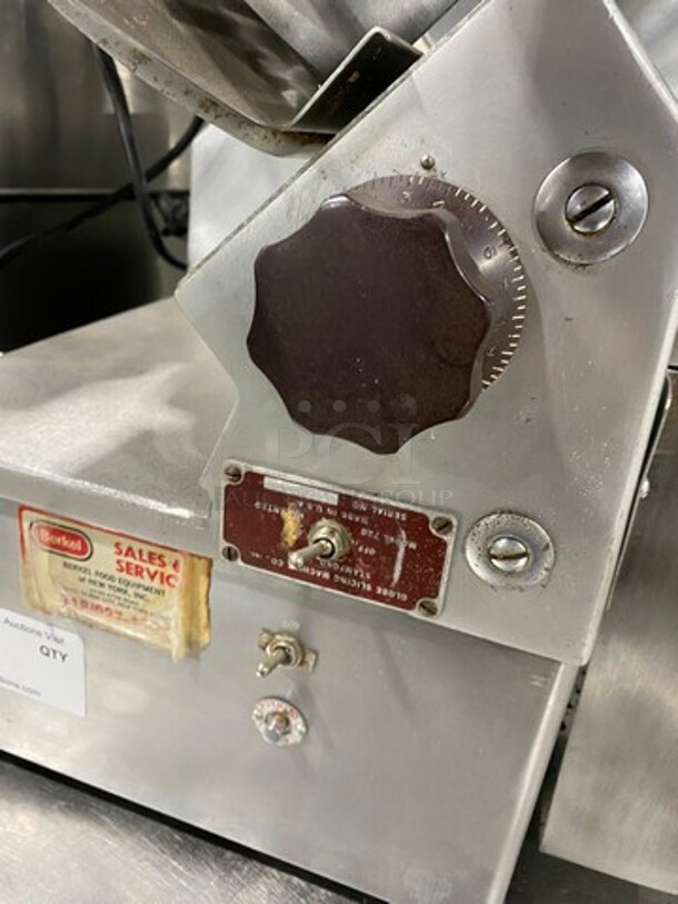 Globe Commercial Countertop Deli/ Meat Slicer! All Stainless Steel! Model: 720 SN: 721232 - Image 8 of 10