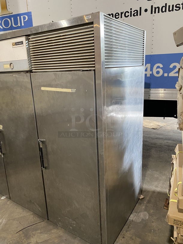  Victory All Stainless Steel Commercial 3 Door Reach In Double Sided Dough Retarder Refrigerator! With Built In Pan Rack!   - Image 2 of 11