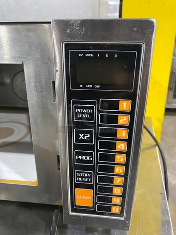 LATE MODEL! 2020 Templeton Commercial Countertop Microwave Oven! All Stainless Steel! Model: AFAGMW002 SN: 5S200400213 120V - Image 7 of 8