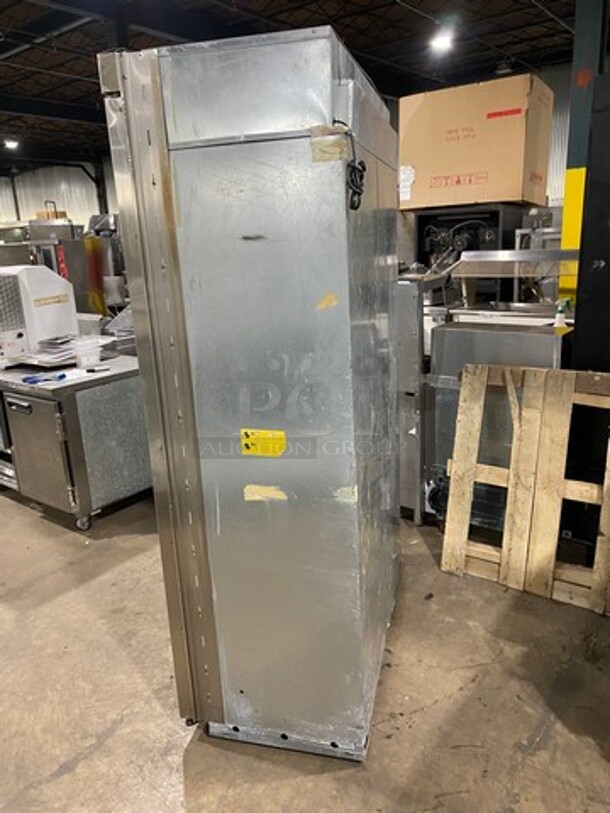 Viking Upright Half Cooler Half Freezer Combo Unit! With Poly Coated Racks And Shelves! Stainless Steel! - Image 2 of 12