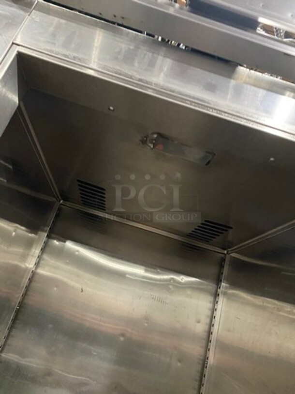 Victory Commercial Single Door Reach In Freezer! All Stainless Steel! On Legs! - Image 6 of 8