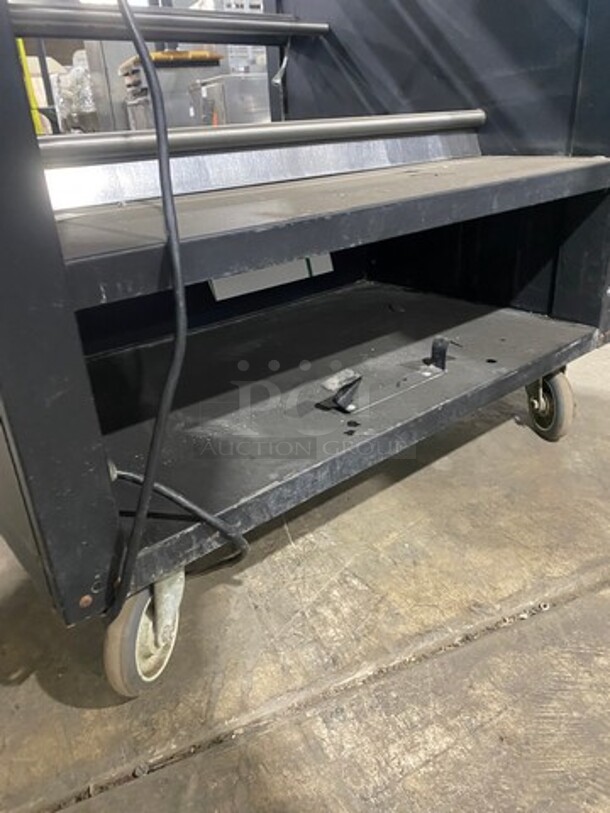 Lakeside Commercial Portable Dry Deli/Bakery Display Rack Merchandiser! On Casters! - Image 6 of 9