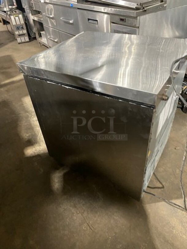 Hoshizaki Commercial Single Door Lowboy/Worktop Cooler! All Stainless Steel! Model: CRMR27LP SN: G50530A 115V 60HZ 1 Phase - Image 3 of 7