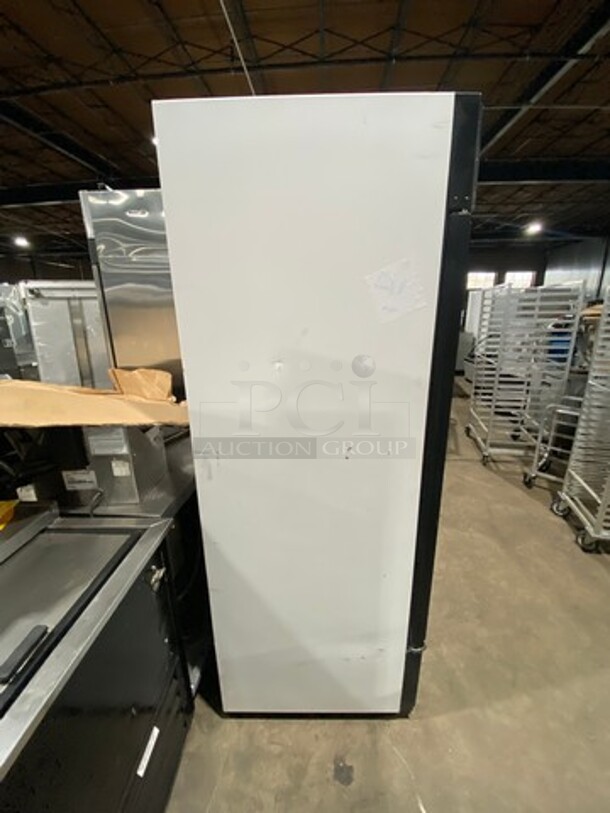 True Commercial 3 Door Reach In Freezer Merchandiser! With View Through Doors! With Poly Coated Racks! Model: GDM72F SN:7405399 115/208/230V 60HZ 1 Phase - Image 2 of 9