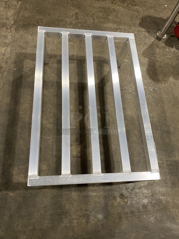 NEW! New Age Commercial Dunnage Rack! All Stainless Steel! MODEL 6TJJ0! - Image 5 of 5