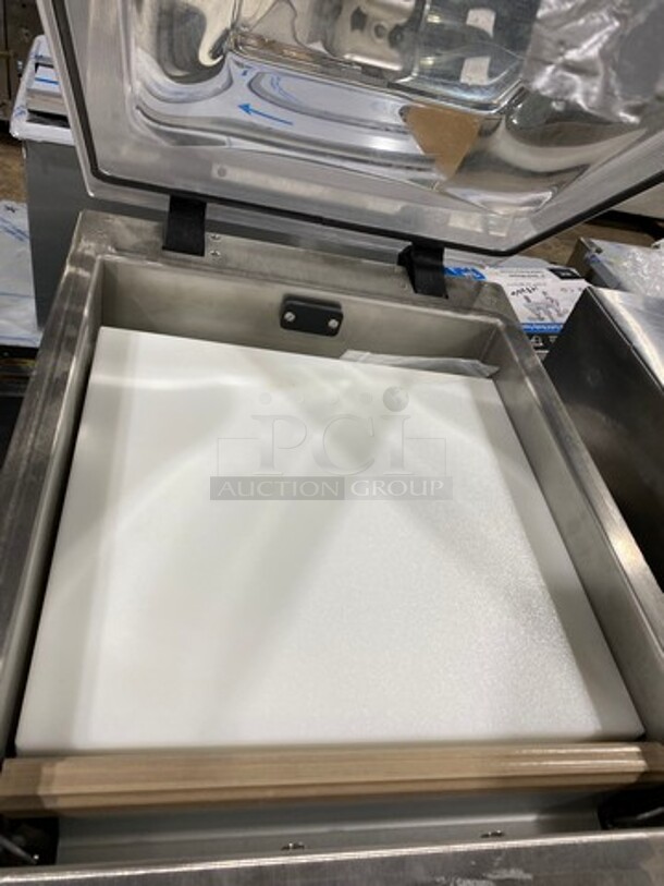 AMAZING! NEW! OUT OF THE BOX! LATE MODEL! Ultra Source Commercial Countertop Vacuum Sealer! Stainless Steel Body! Model: ULTRAVAC250 SN: 3348 120V 60HZ 1 Phase - Image 6 of 10