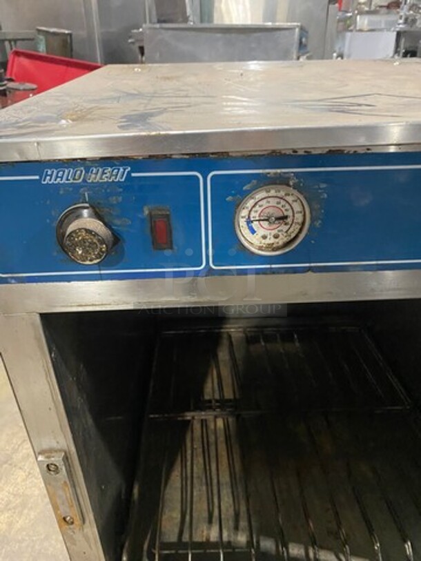 Alto Shaam Commercial Undercounter Heated Holding Cabinet! All Stainless Steel! On Casters! Model: 750S SN: 605950798 125V 60HZ 1 Phase - Image 6 of 7