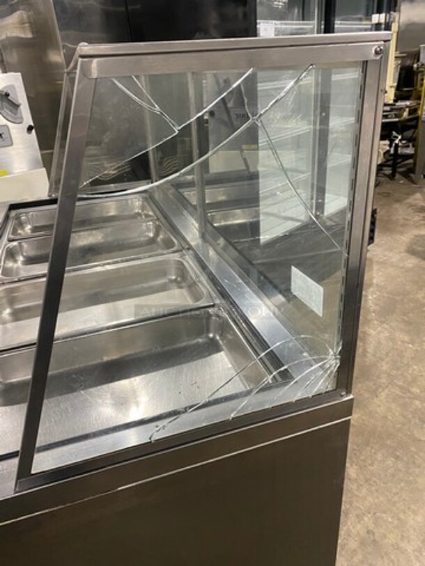 Leader Commercial Refrigerated Food Prep/Serve Station/Cold Pan! With Sneeze Guard! With 2 Door Underneath Storage Space! Stainless Steel Body! HAS BROKEN SIDE GLASS! Model ESLM60SC Serial NR11C0216B! 115V 1Phase! On Casters! - Image 9 of 10