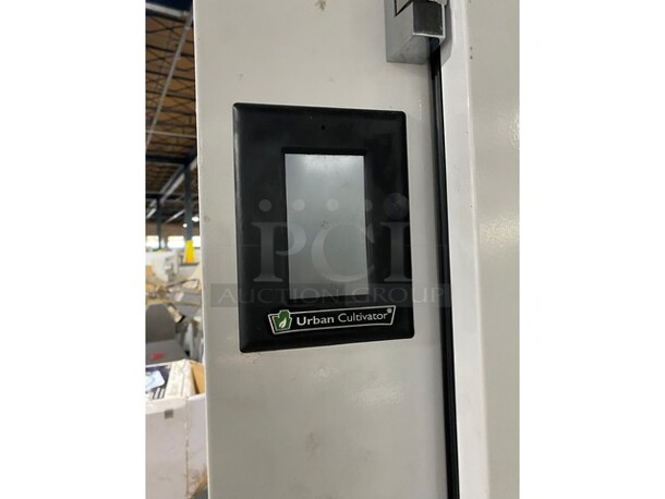 Amazing! COMMERCIAL URBAN CULTIVATOR Model Commercial 001! Serial VLL-1704-103P3 120 Vac/60Hz! - Image 7 of 9