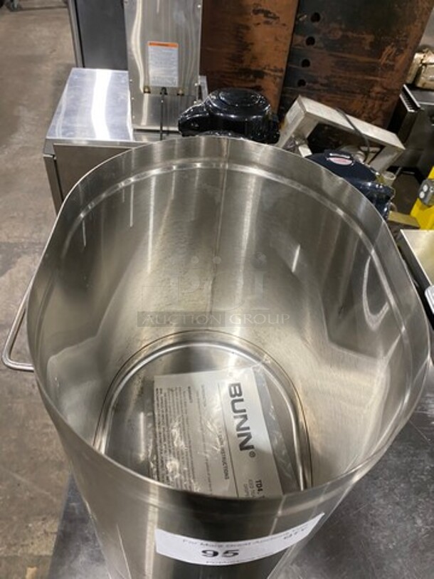 Bunn Commercial Countertop Iced Tea Dispenser! Model: TDO5 SN: TDO0294637 - Image 4 of 7