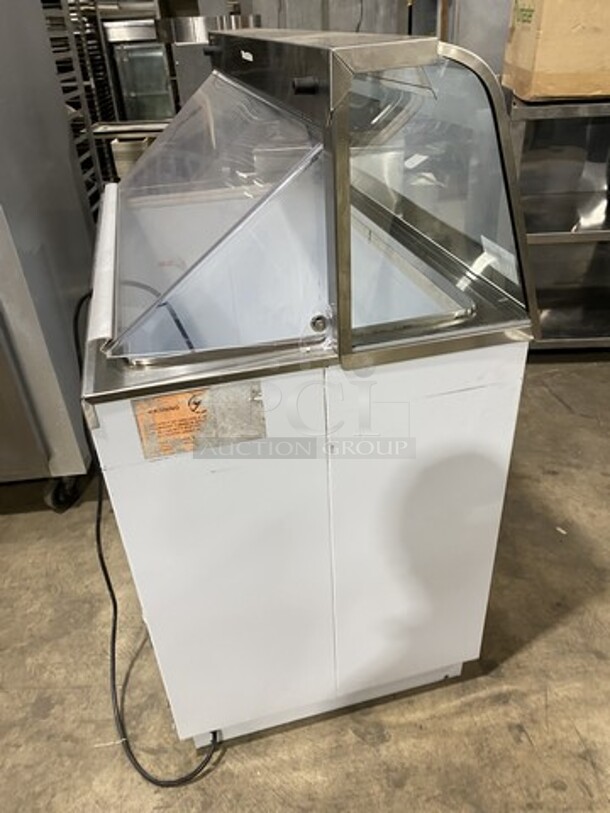 Global Refrigeration Ice Cream Dipping Cabinet! With Closing Back Lid! 115V  1Phase!  - Image 2 of 8