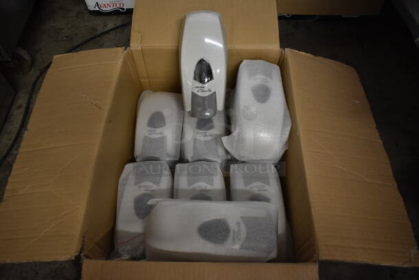 Box of 12 BRAND NEW! Betco Clario Foaming White Soap Dispensers. - Image 1 of 5