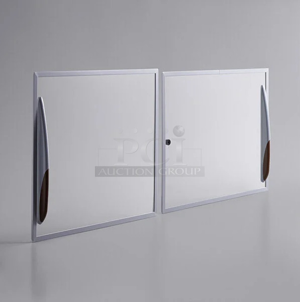 BRAND NEW SCRATCH AND DENT! Avantco 360LIDDFF16 Top and Bottom Glass Lids for DFF16-HC Freezers - 2/Set - Image 1 of 4