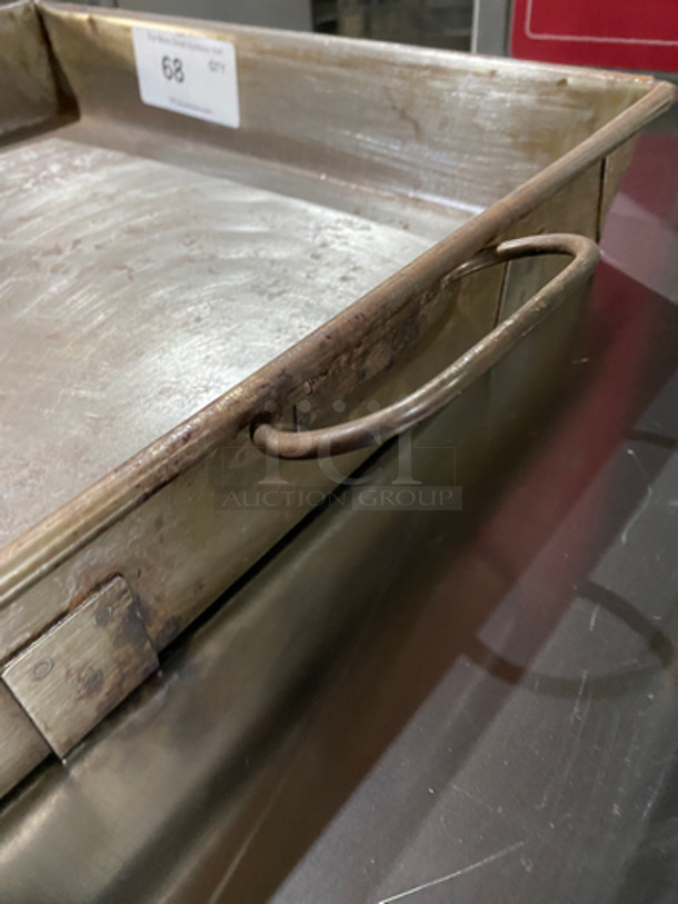 FAB! Square Metal Baking Pan! With Single Handle! - Image 3 of 4