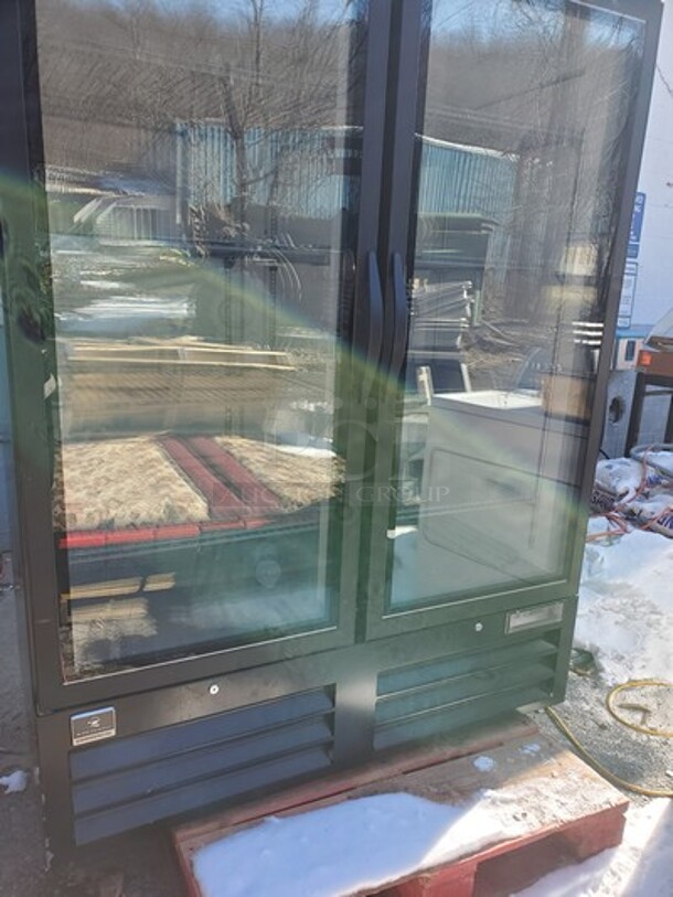 Kelvinator Two Glass Door Freezer Merchandiser!  - Image 4 of 9