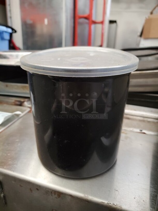 Poly-Tuf Crock W/lid - Image 4 of 5