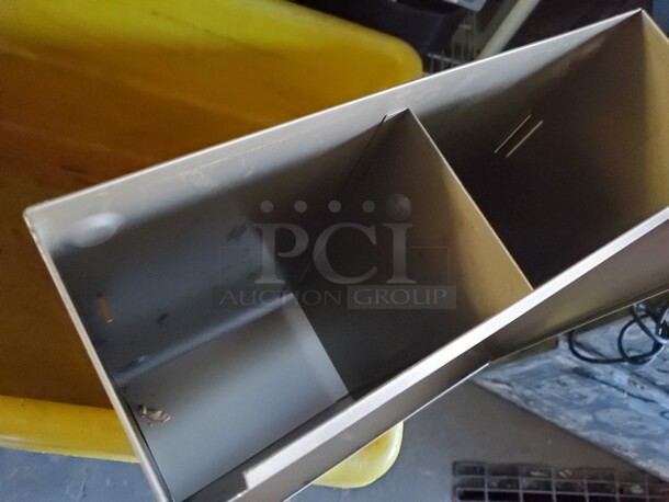 Condiment Holder - Image 3 of 3