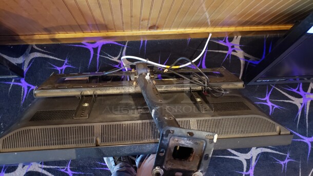 Vizio 32" Flat Screen TV

Not tested

(Location 2) - Image 2 of 2