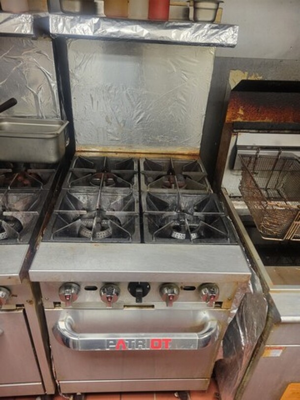 PATRIOT Natural Gas 4 Burner Stove W/ Oven on Casters! - Image 1 of 4