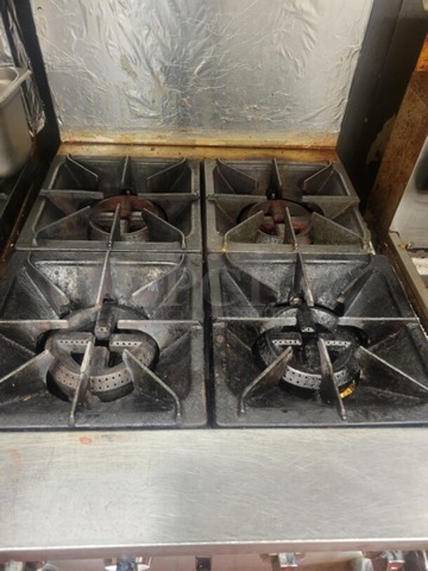 PATRIOT Natural Gas 4 Burner Stove W/ Oven on Casters! - Image 3 of 4