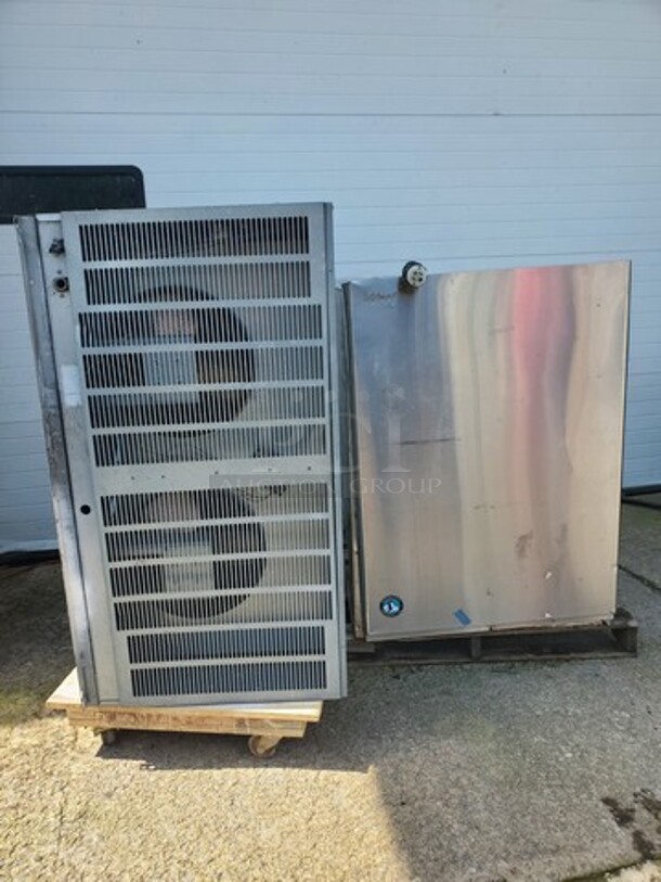 HOSHIZAKI KM-1601MRH3 Ice Maker Machine|208-230V|Outside unit Fan Remote (46X14X26) 1600 Pounds!  - Image 1 of 4
