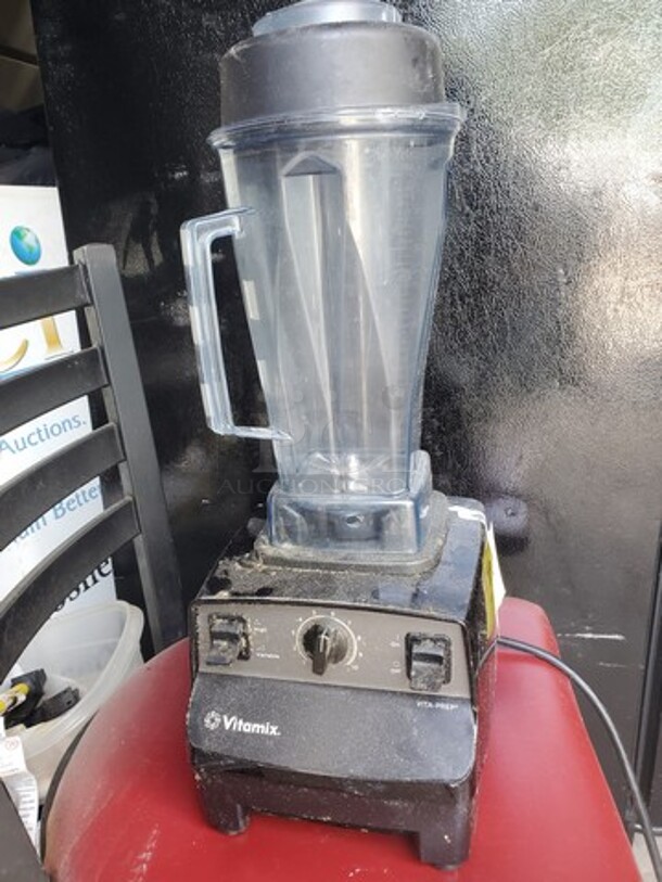 Vitamix VM0101 Commercial blender Tested & Working! - Image 2 of 6
