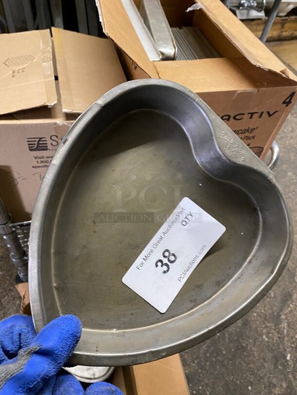 All One Money! Tin Heart Shaped Baking Molds! - Image 2 of 6